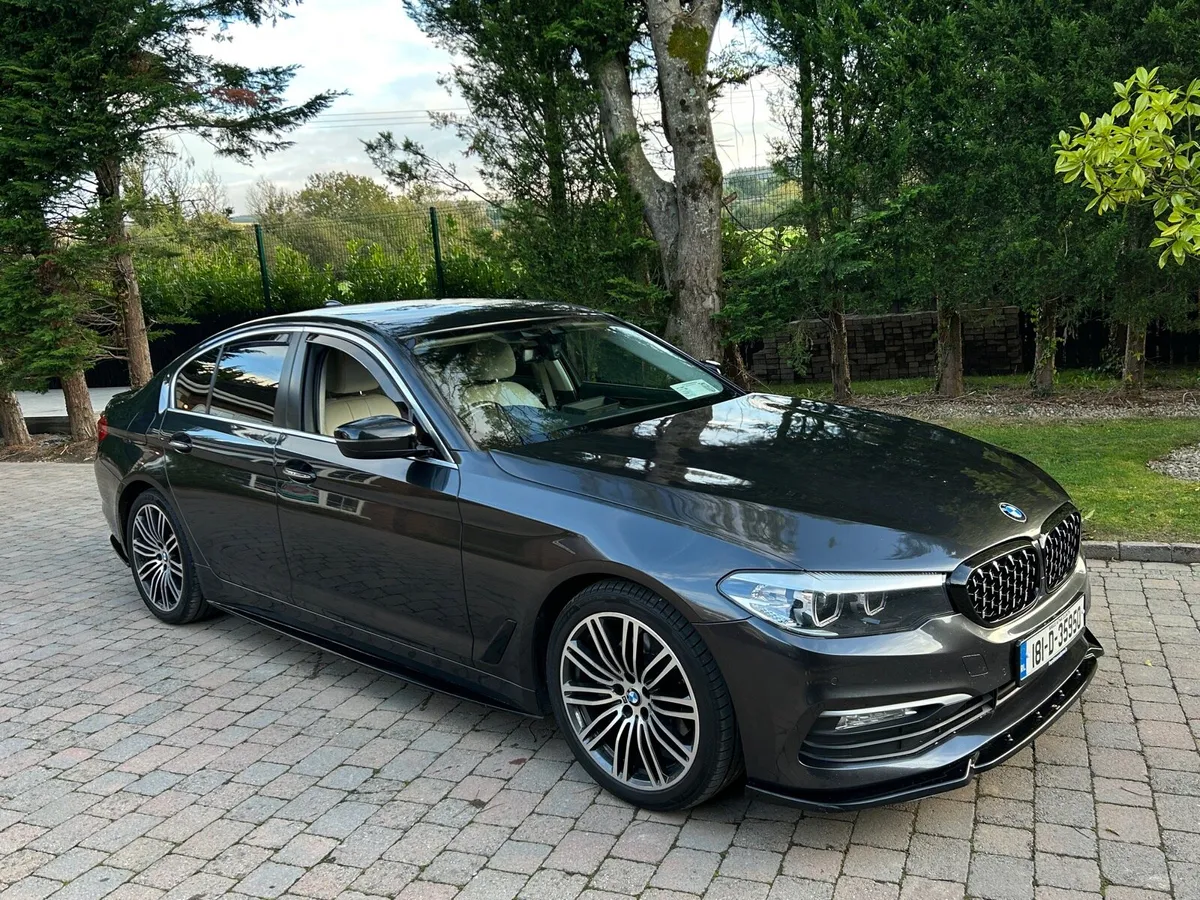 18 BMW 520D G30 Automatic Tax 2/26 €16900 - Image 4