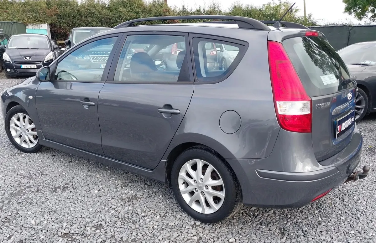 🔵 Hyundai i30 1.6 CRDi 90BHP AA Approved - Image 3