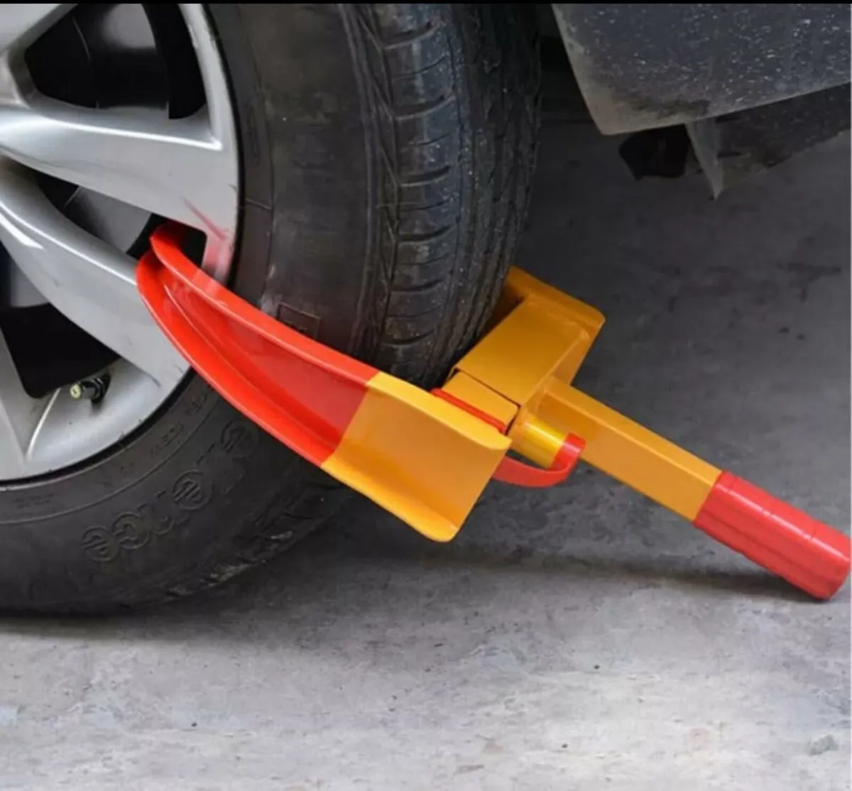 Security Wheel Clamp Anti-Theft Lock - Image 3
