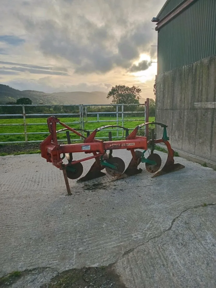 Kverneland 3 Furrow plough - Image 4