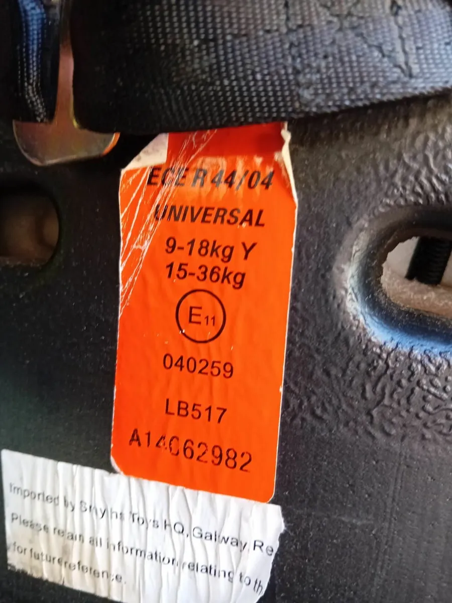 Free Stage 2/3 car seat - Image 3