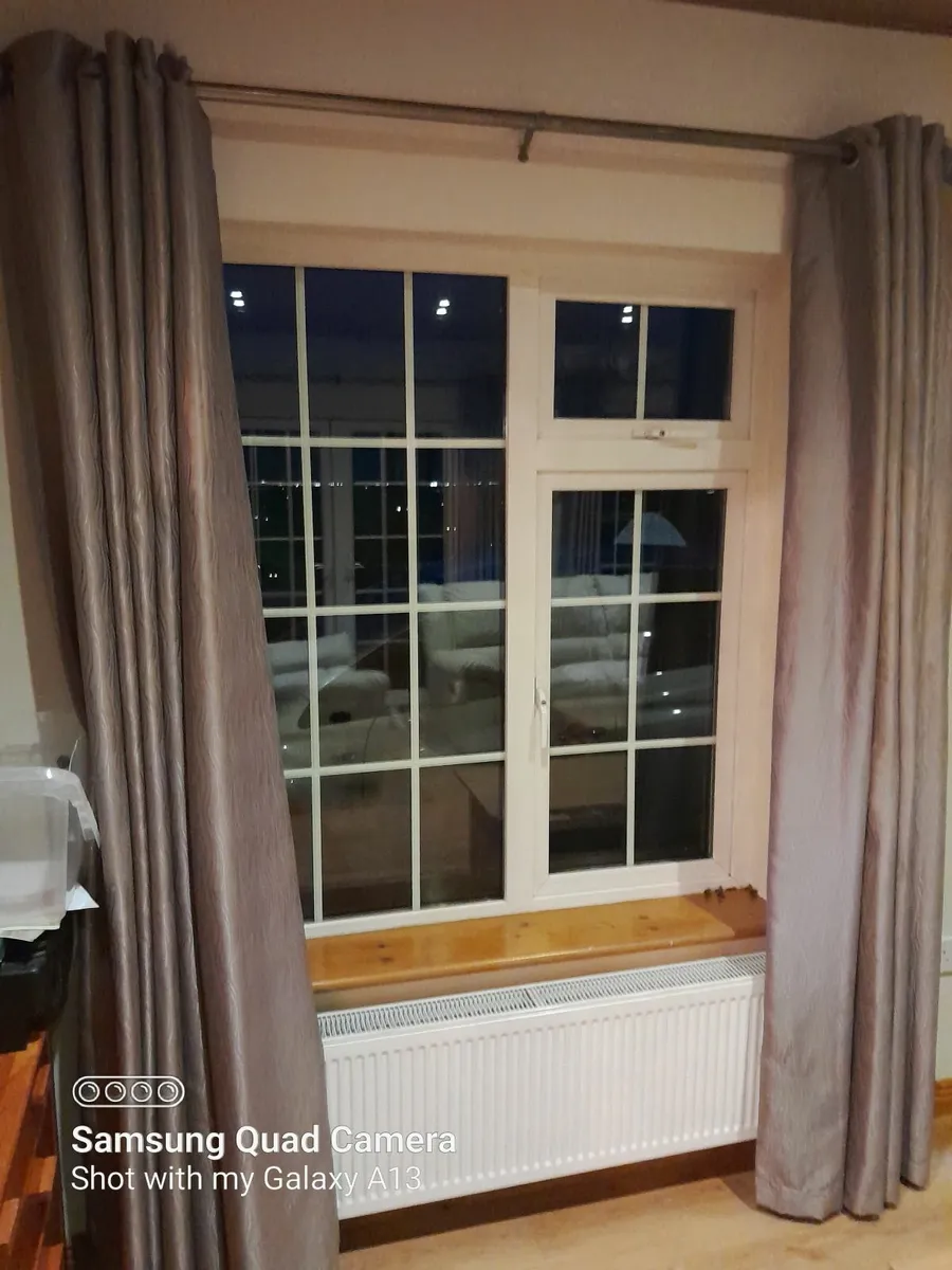 Curtains - Image 2
