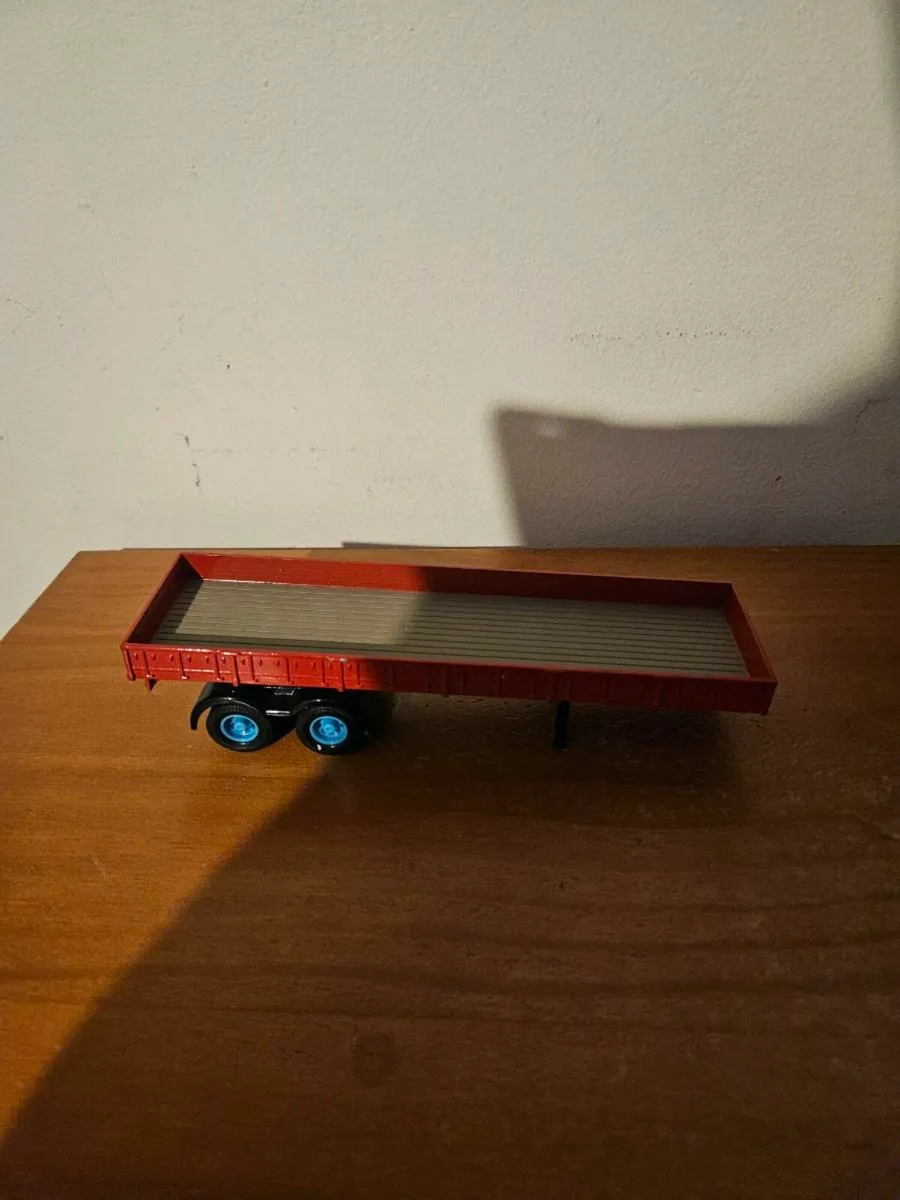 Corgi Chipperfields Circus Trailer - Image 1