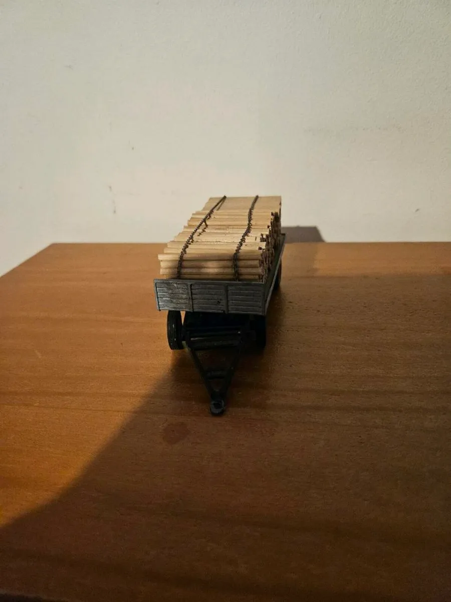 Corgi Code3 Trailer with Wood Load - Image 3