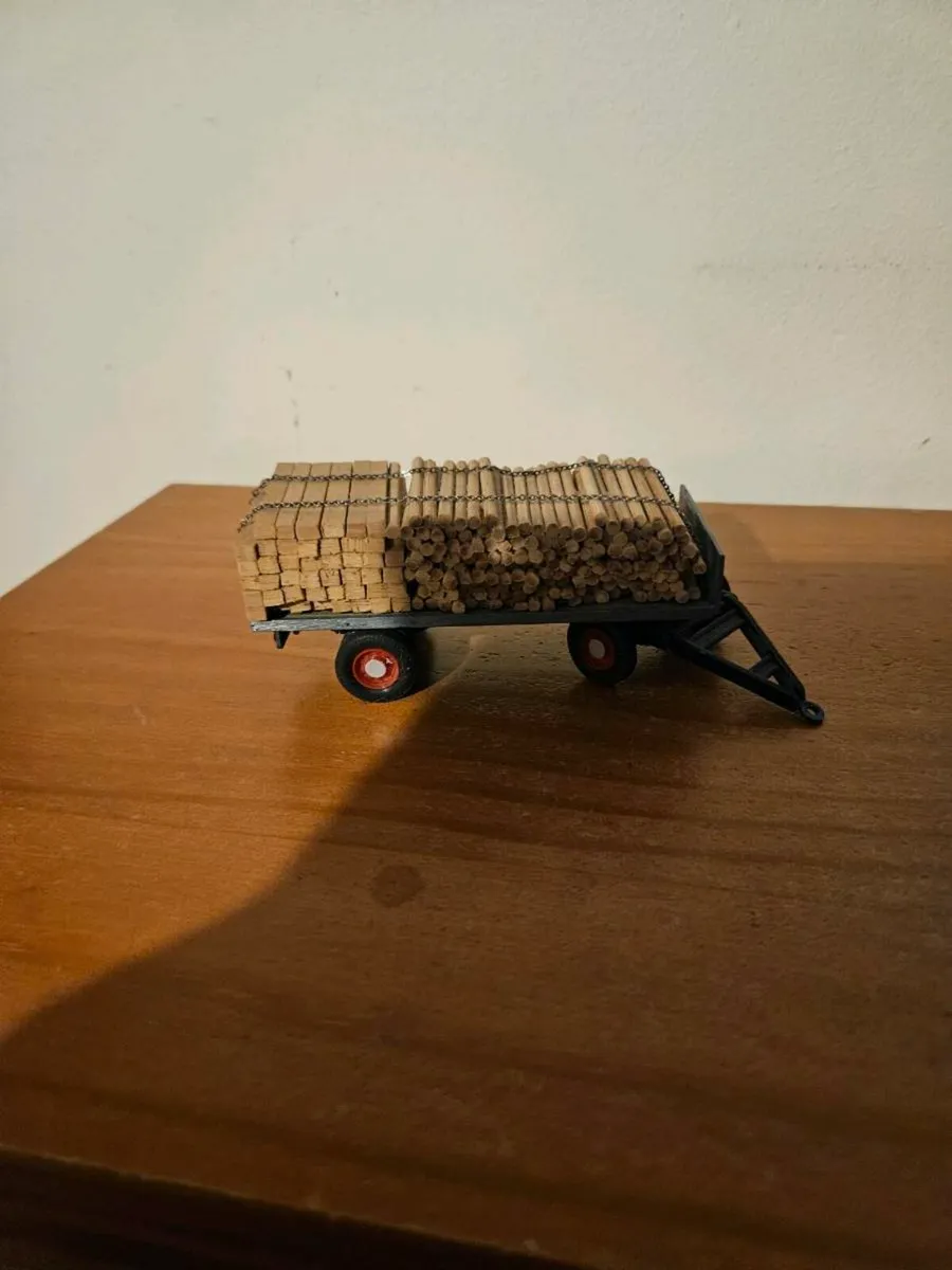 Corgi Code3 Trailer with Wood Load - Image 4