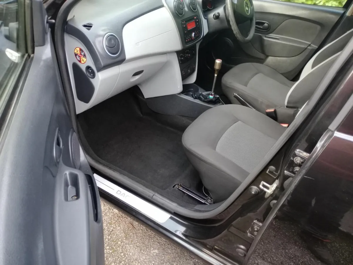 Dacia Sandero 2013  3200€ - Image 2