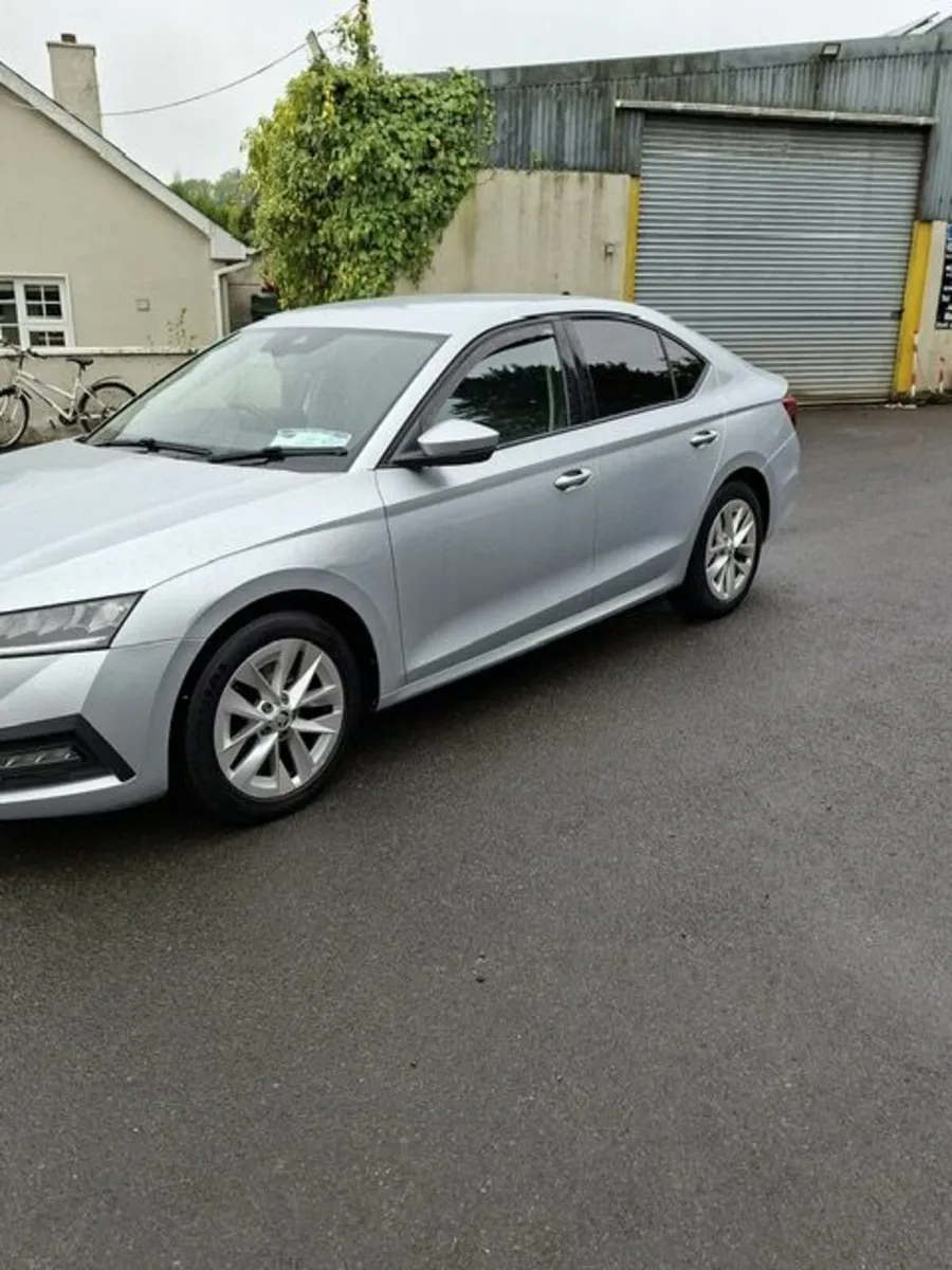 Skoda Octavia 2021 - Image 4