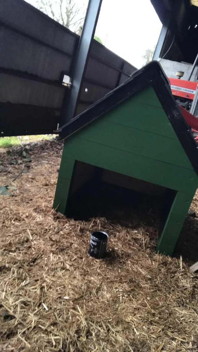 Robot Lawn Mower House - Image 1