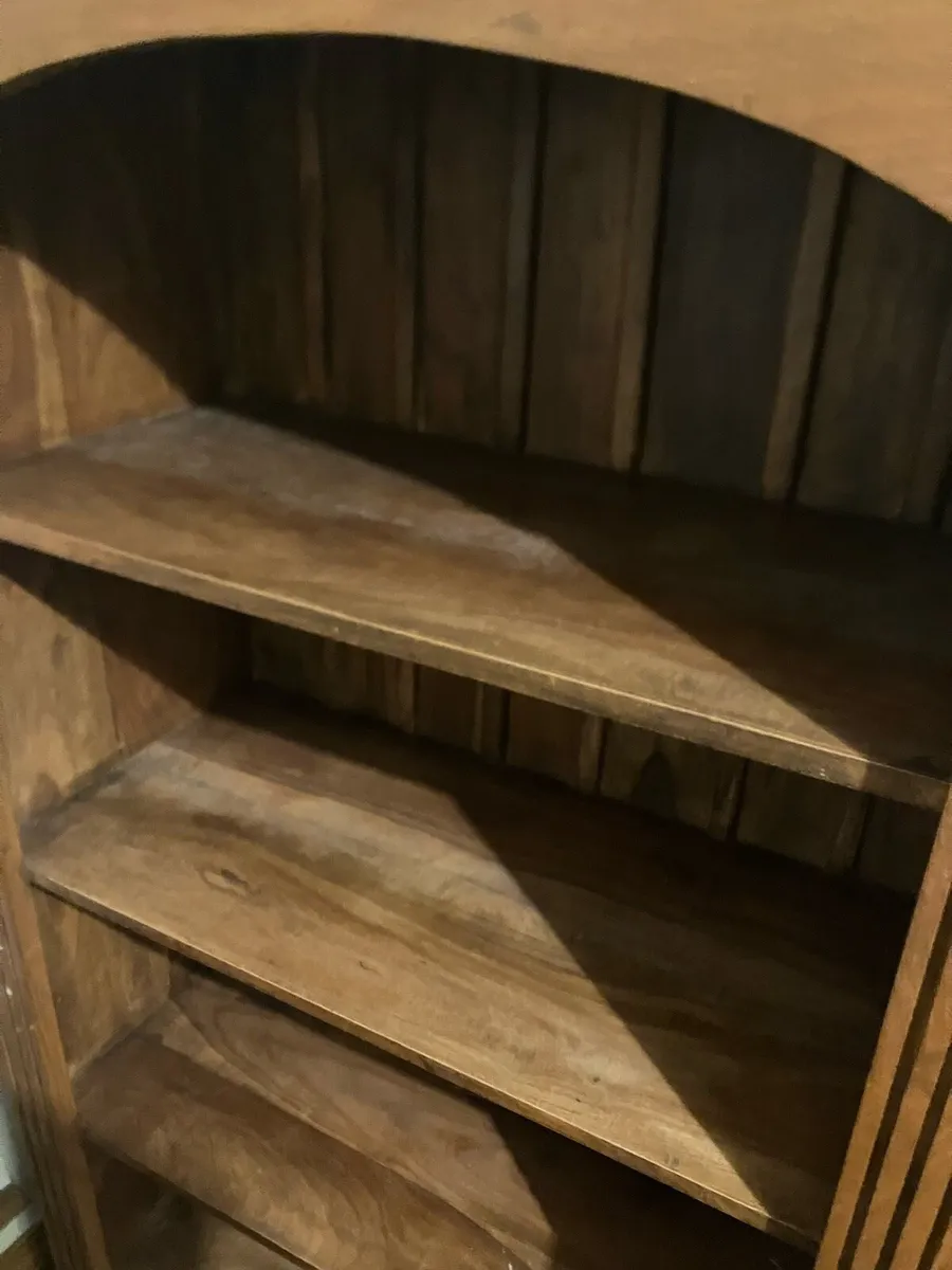 Book shelf - Image 3