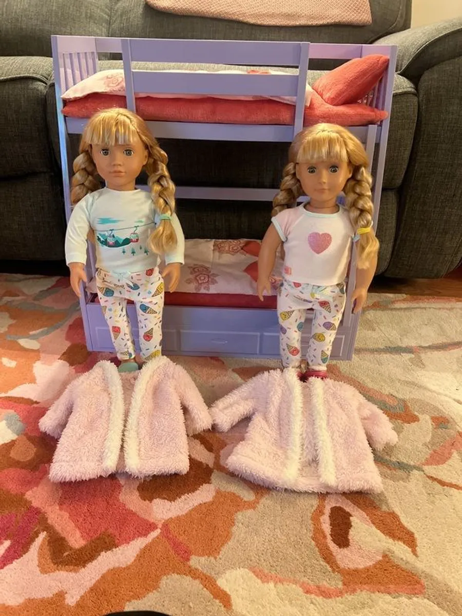 Generation Dolls and Bunk Beds - Image 1