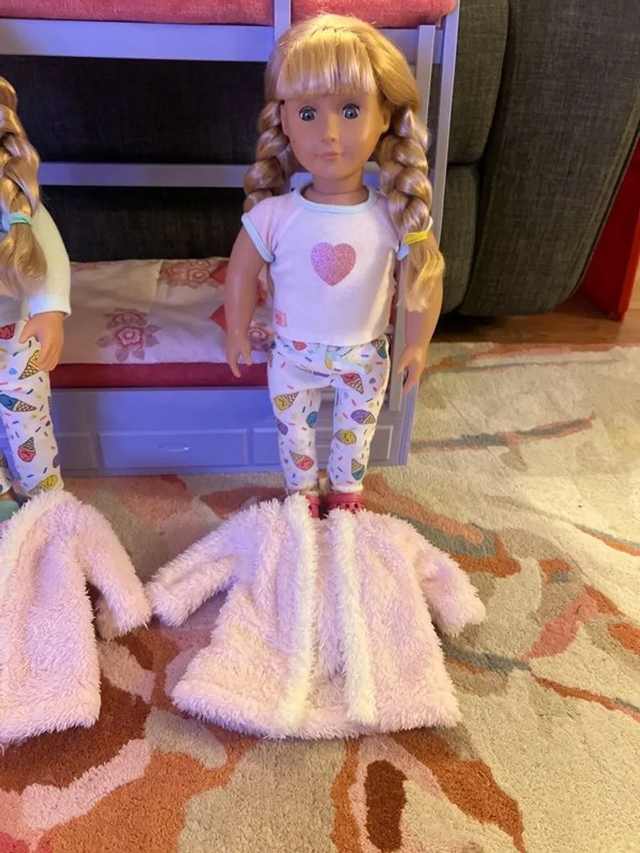 Generation Dolls and Bunk Beds - Image 3