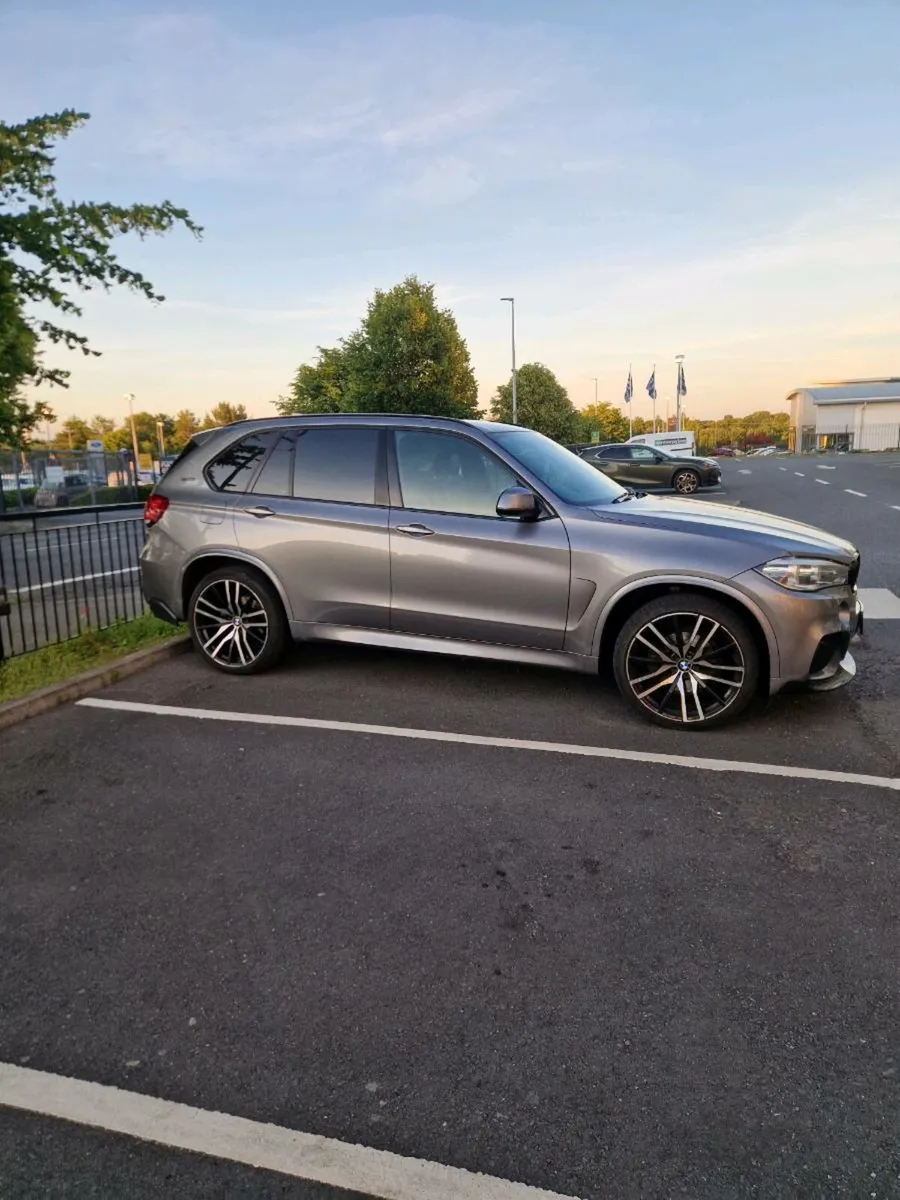 Bmw x5 2018 40e - Image 1
