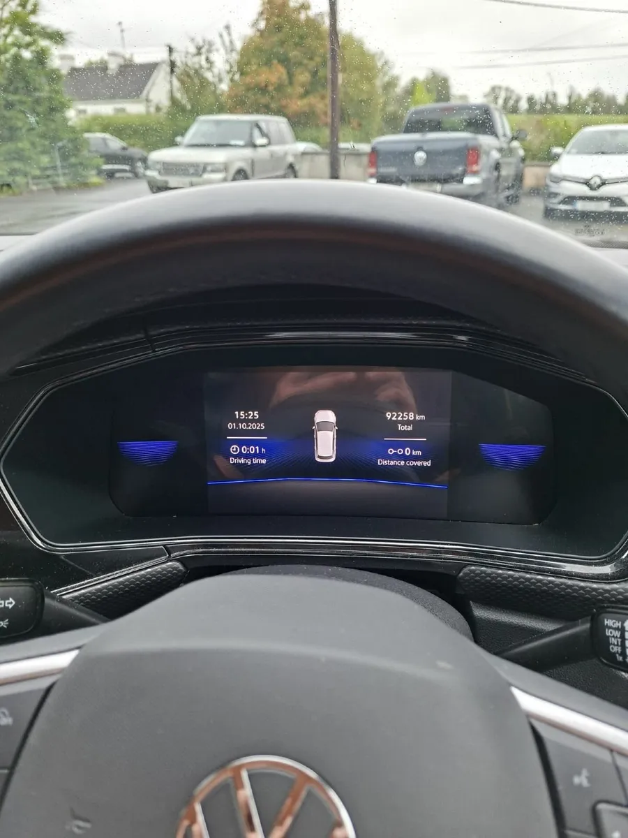 Volkswagen T-Cross 2023 - Image 2