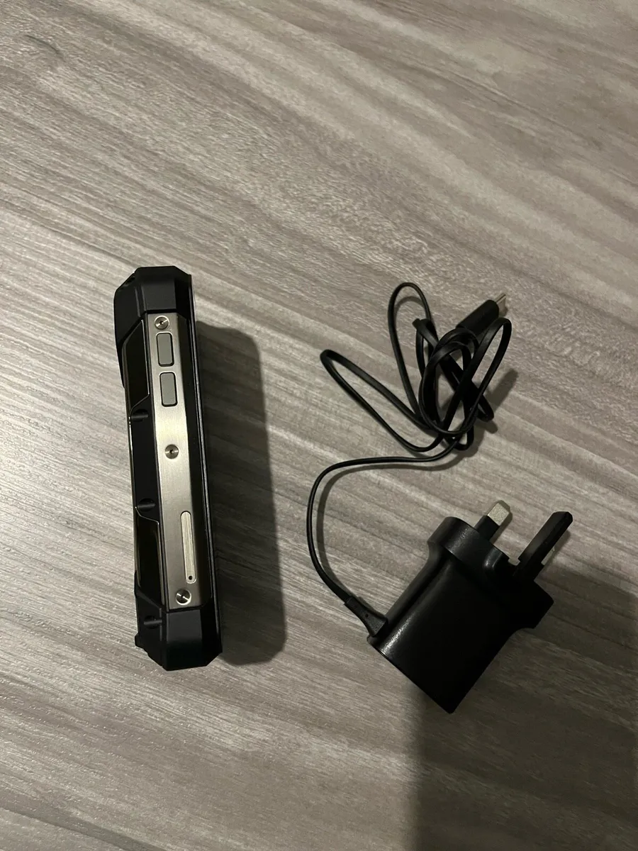 Unihertz Tank Mini Mobile Phone - Image 3