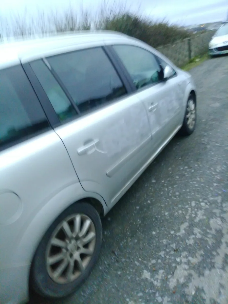 Opel Zafira 2008 - Image 3