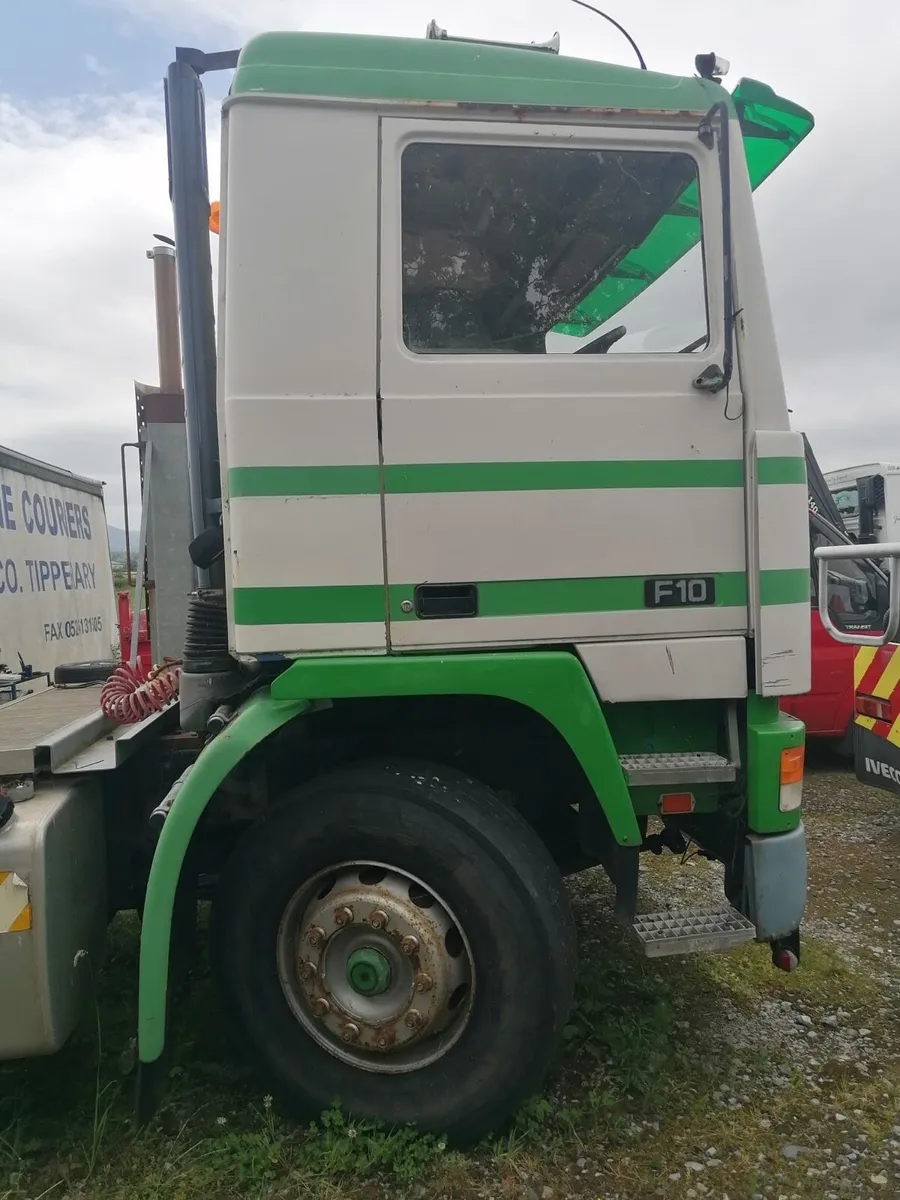 Volvo F10 - Image 2
