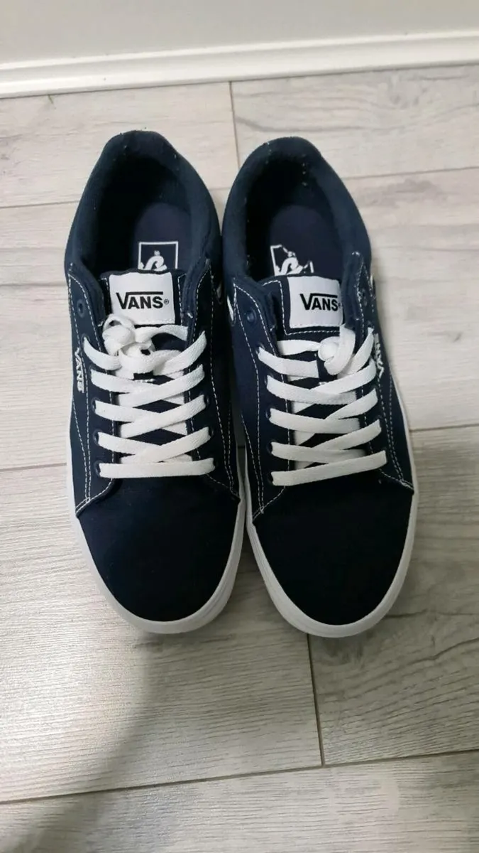 Vans size 8 - Image 3
