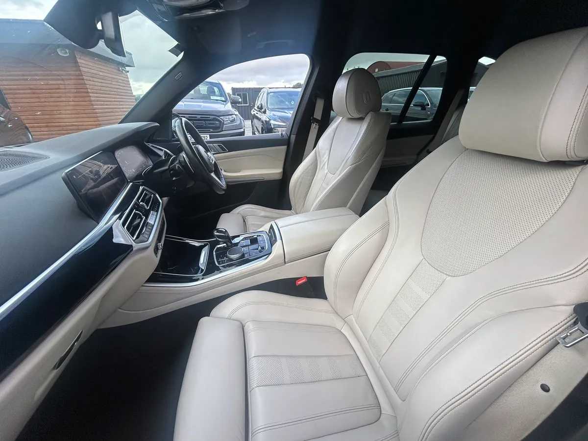192 BMW X5 30D M SPORT MEGA SPEC Aero pack - Image 4