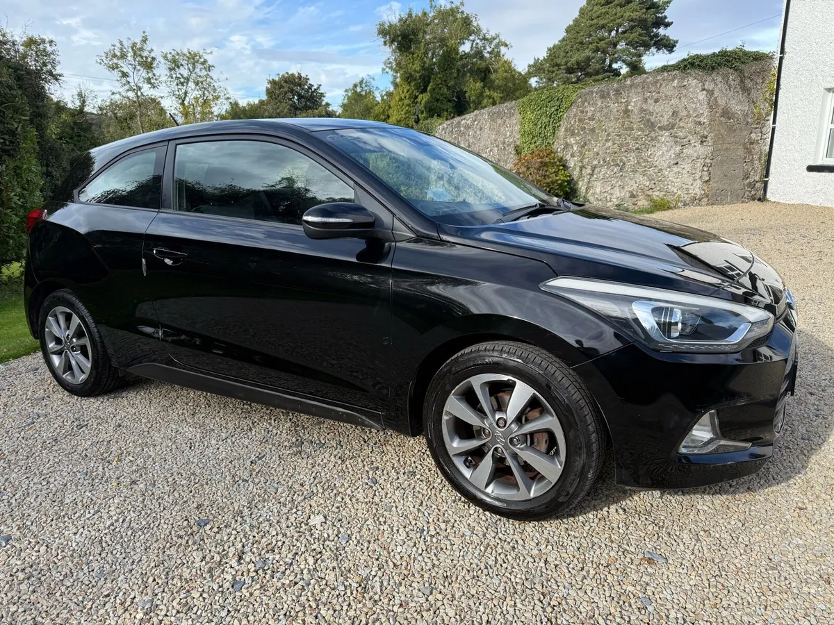Hyundai i20 - Image 1