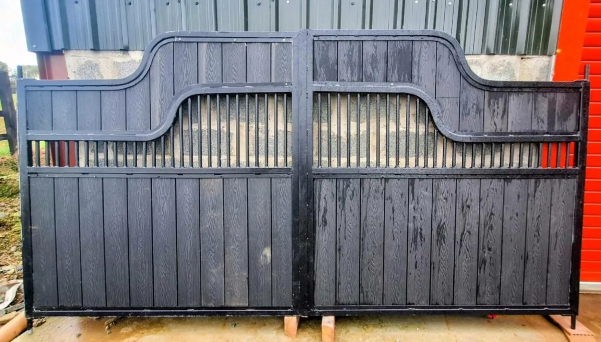Entrance Gates - Image 4