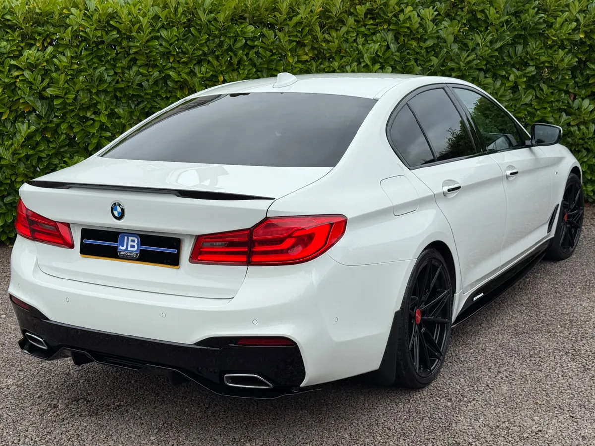 2017 BMW 520D G30 M-Sport Auto - Image 4