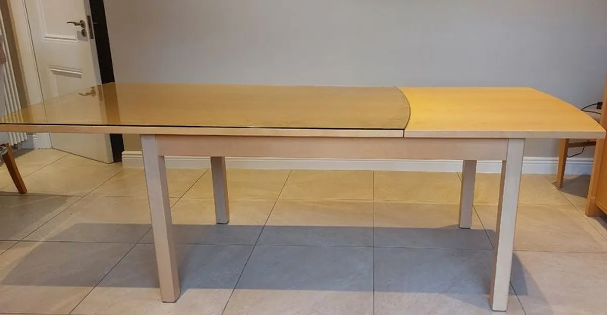 Dining table with 6 chairs - Image 3