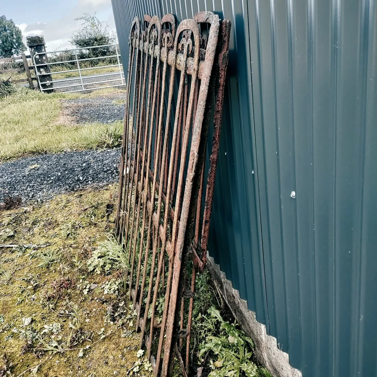 Iron Gates - Image 3