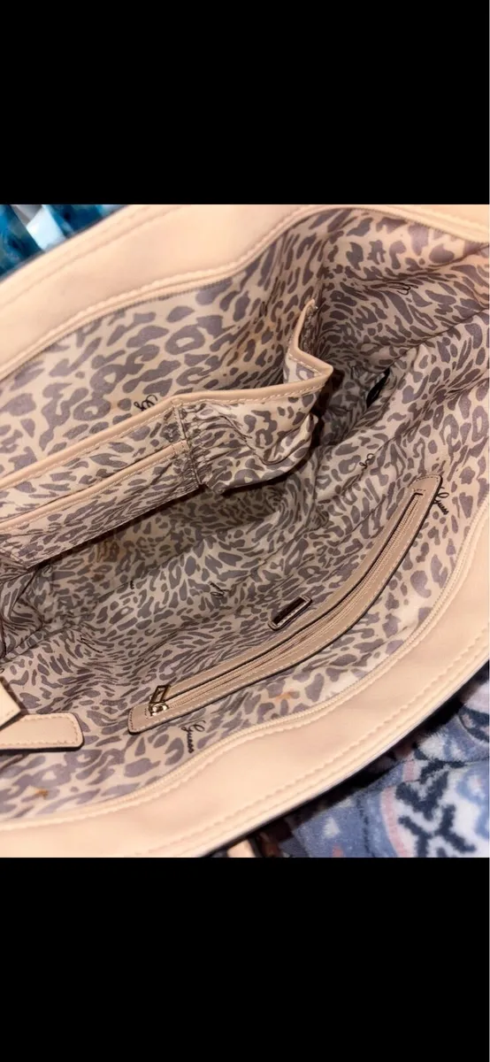Guess Bag - Image 3