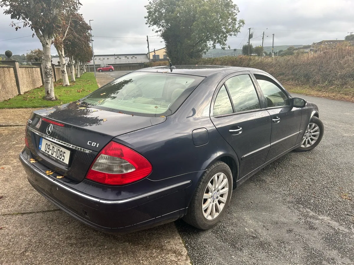 Mercedes - Image 4