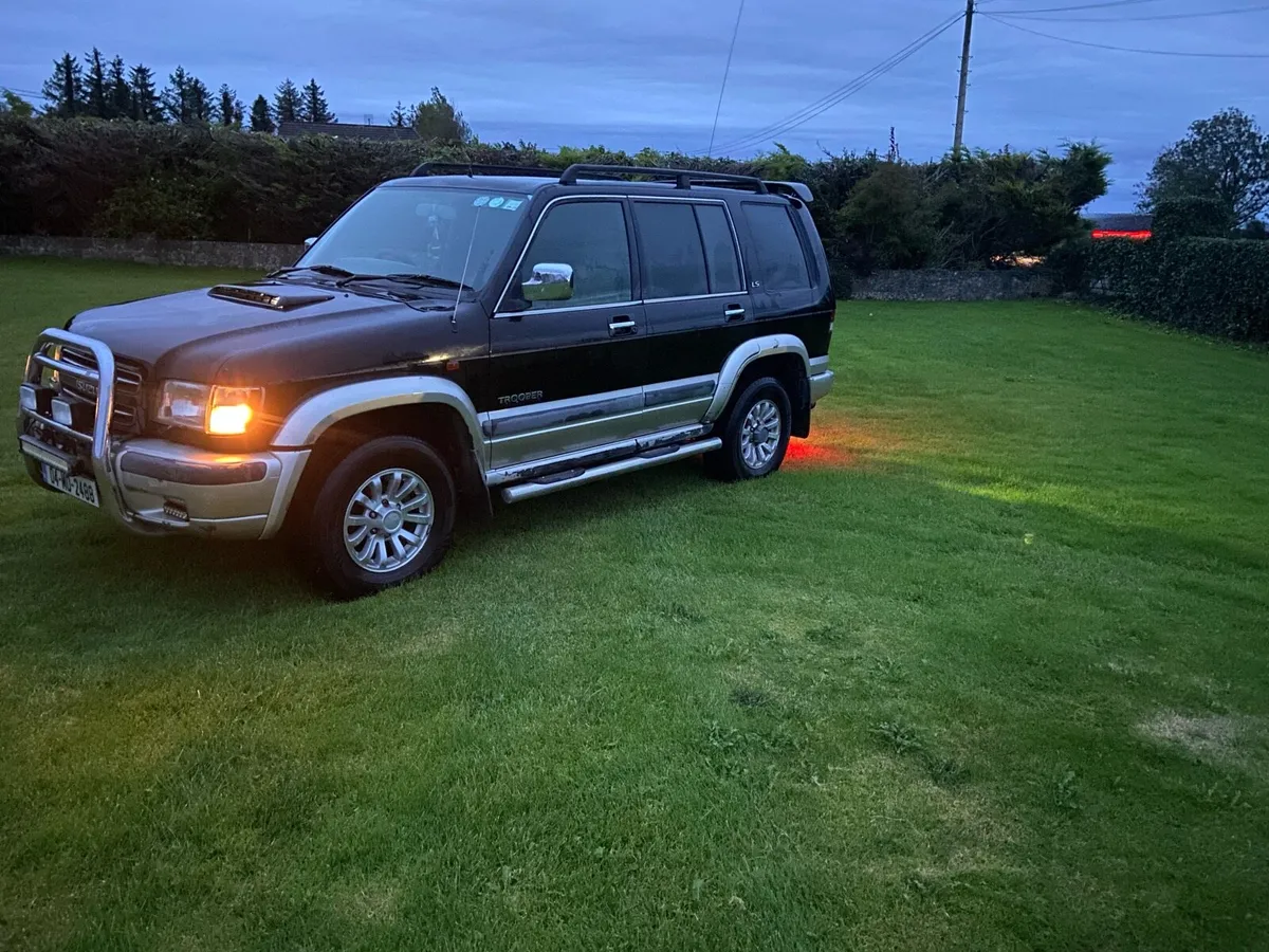 Isuzu Trooper - Image 1