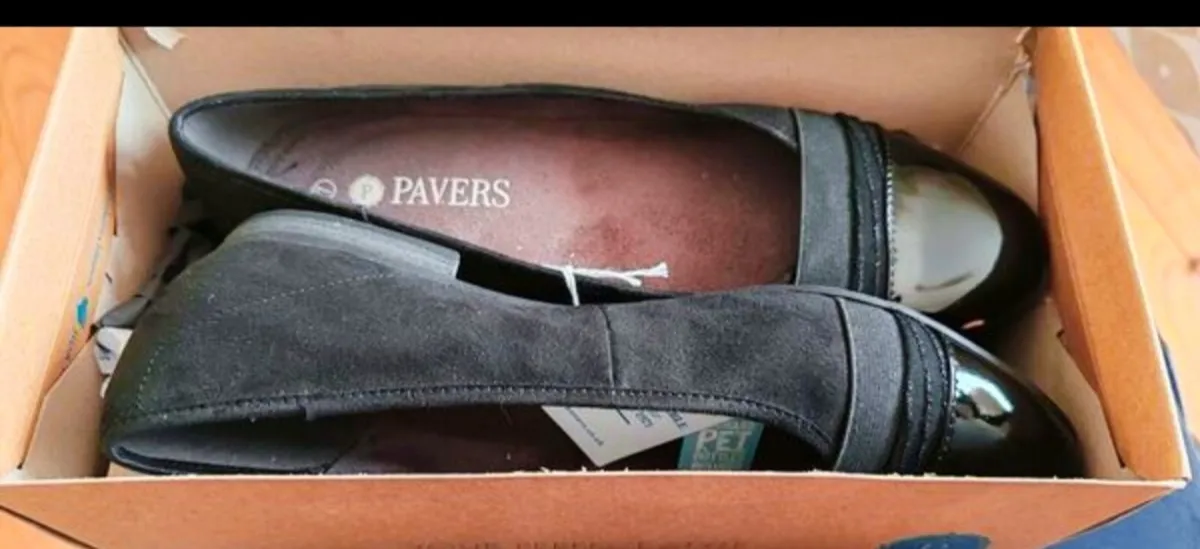 Pavers ladies shoes - Image 3