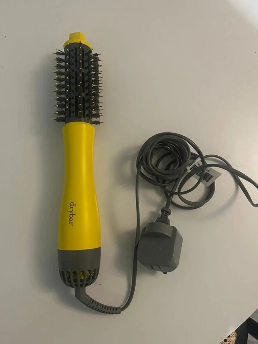 Drybar The Half Shot Round Blow-Dryer Brush