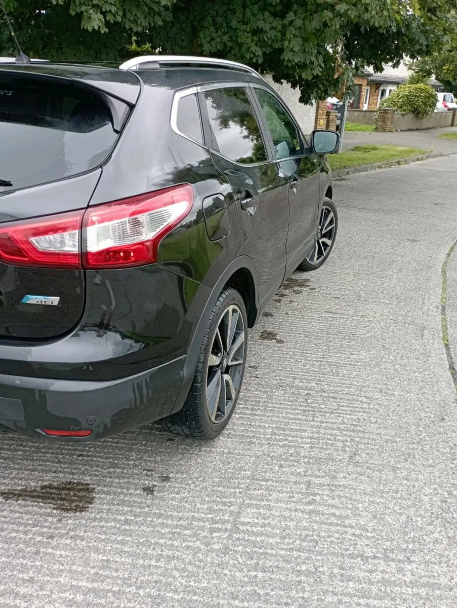 Nissan Qashqai Tekna - Image 4