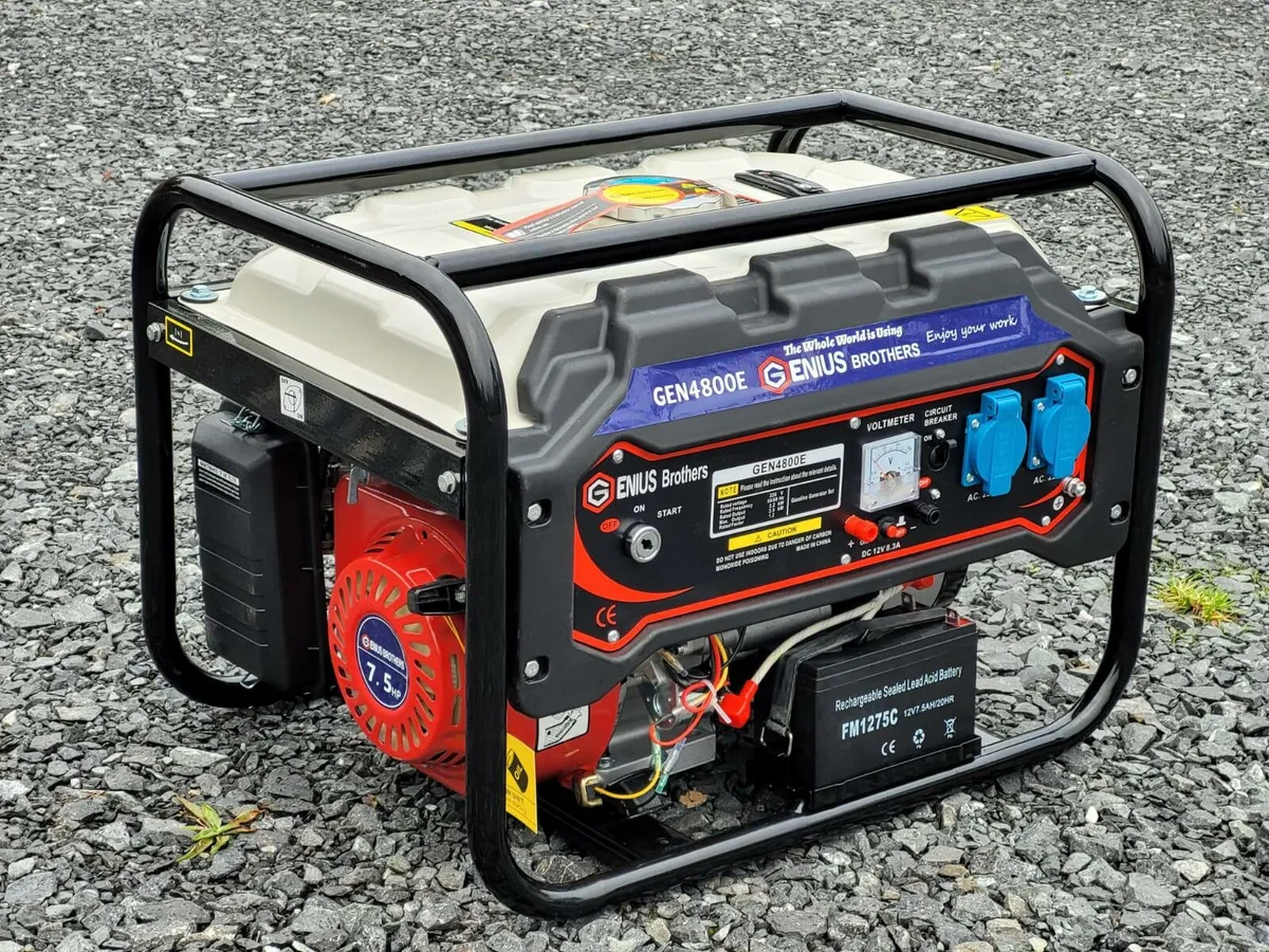Genious brothers 2.5kw petrol generator - Image 1