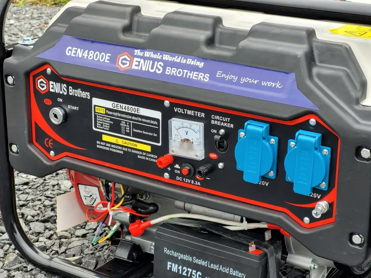 Genious brothers 2.5kw petrol generator - Image 3