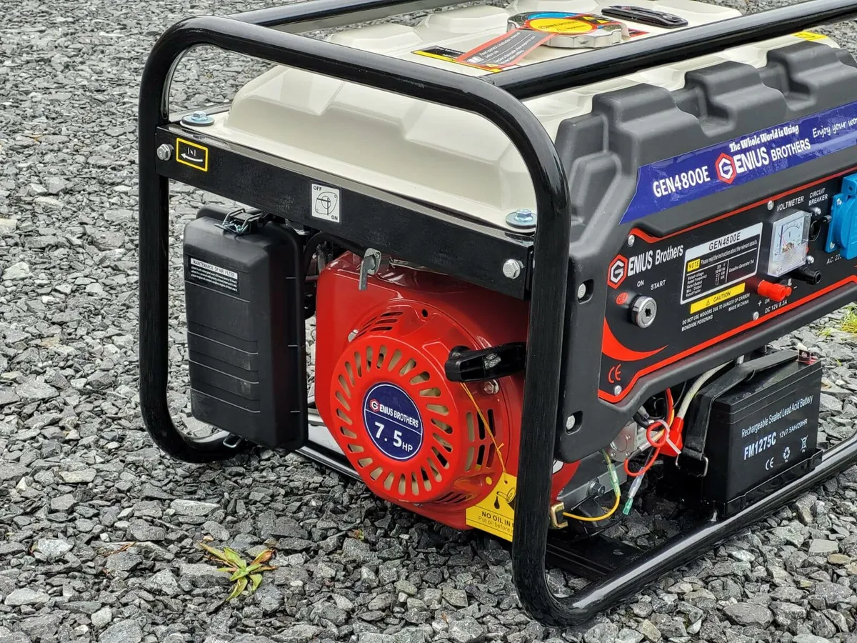 Genious brothers 2.5kw petrol generator - Image 4