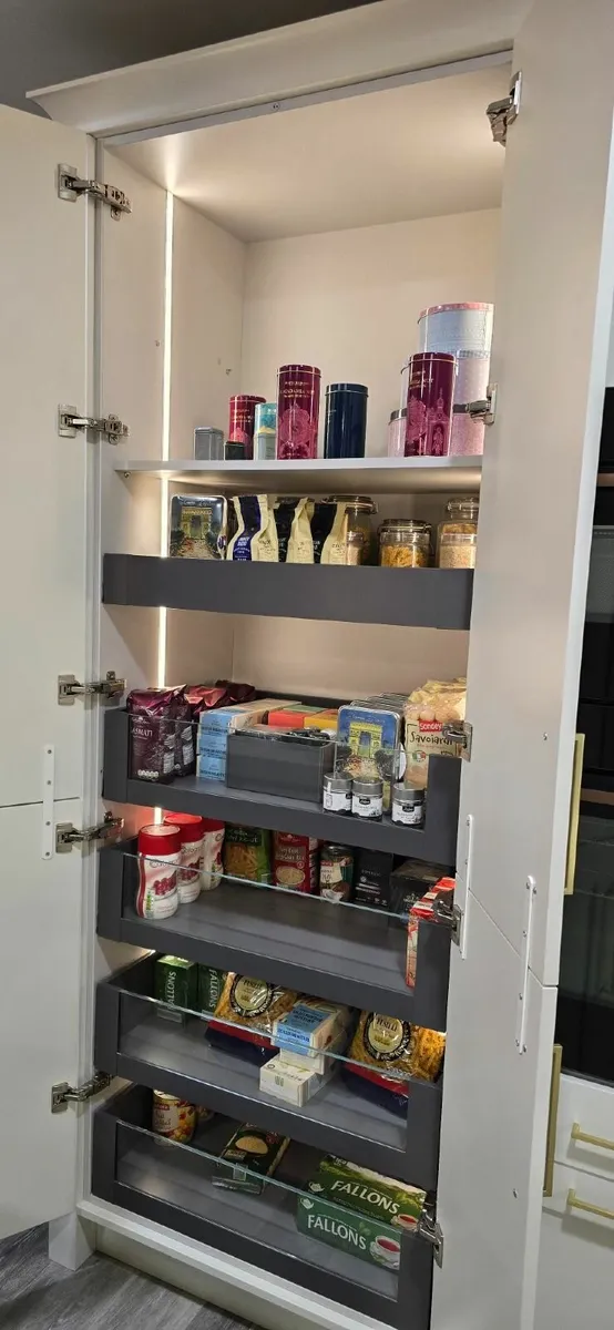 Kitchen - Image 2
