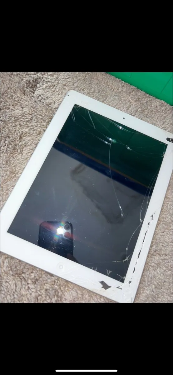 iPads - Image 1