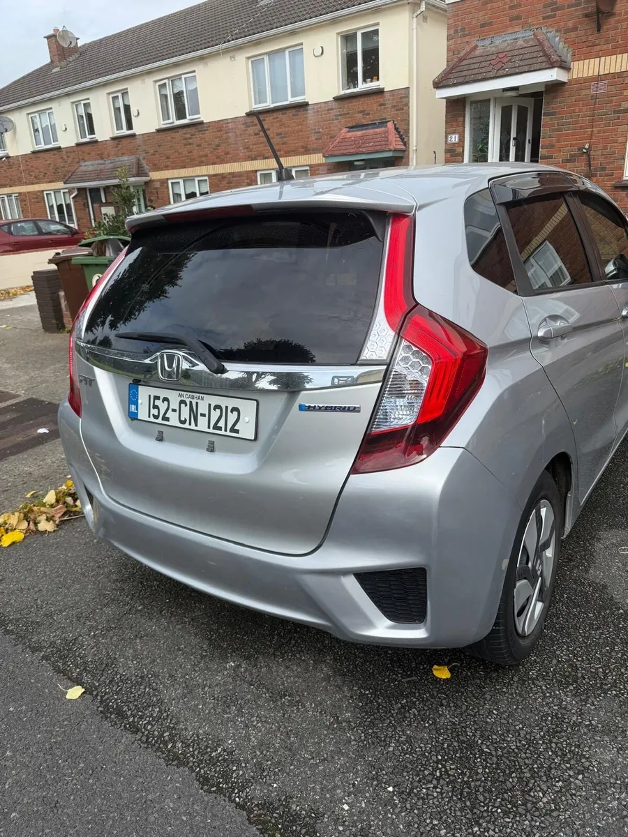 Honda Fit 2015 - Image 2