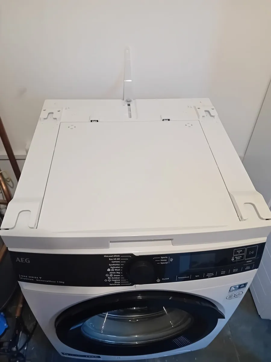 AEG Washer Dryer Stacking kit - Image 1