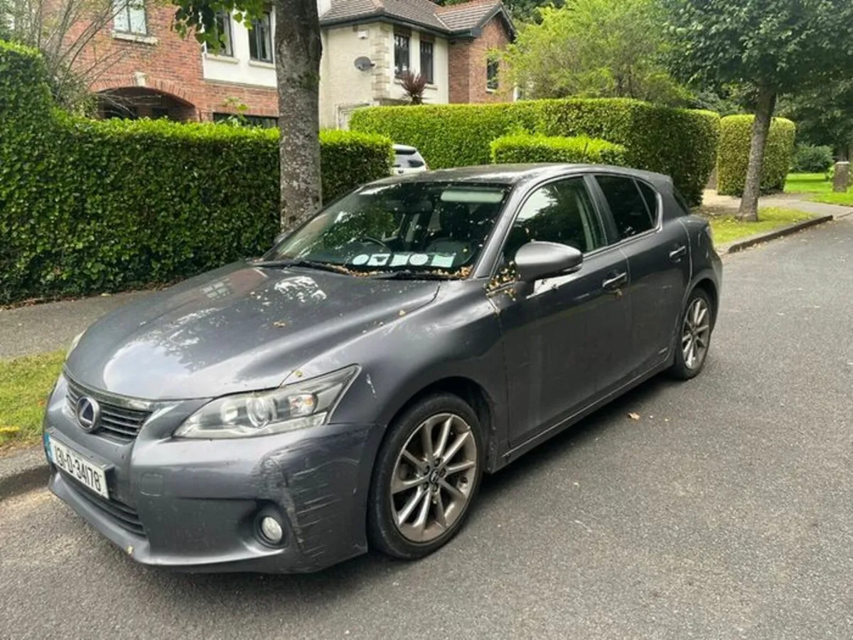 Lexus CT 2013 - Image 1