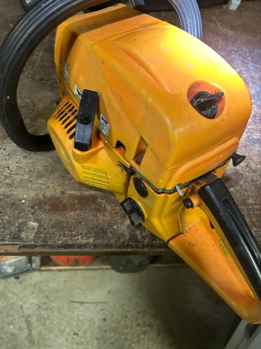 Chainsaw - Image 3