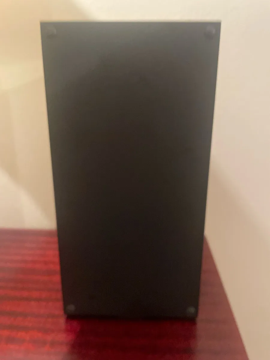 Xbox Series X - Image 3
