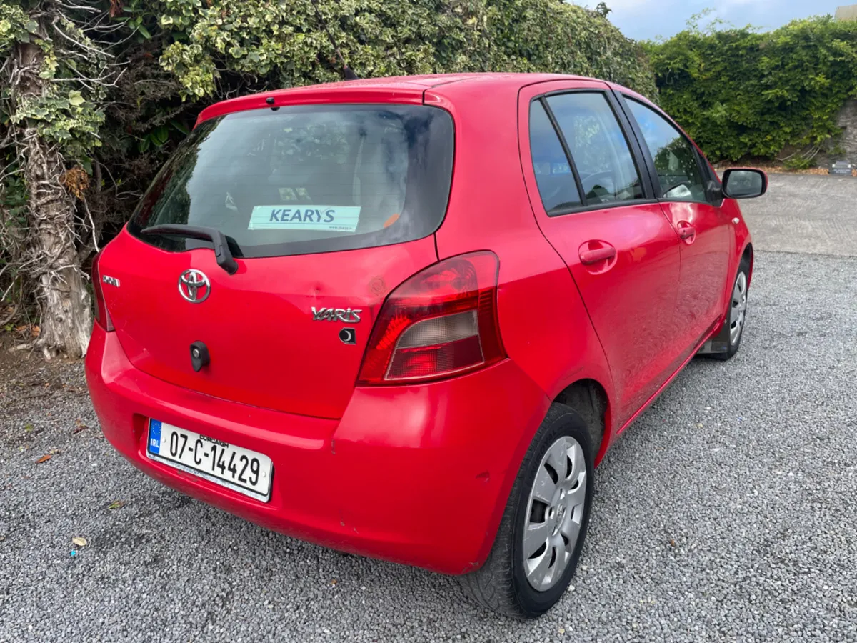 Toyota Yaris 2007 - Image 4