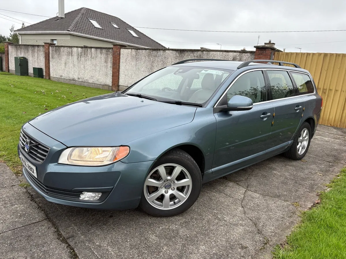 2014 Volvo V70 Estate 2.0D Automatic NCT&TAX.. - Image 4