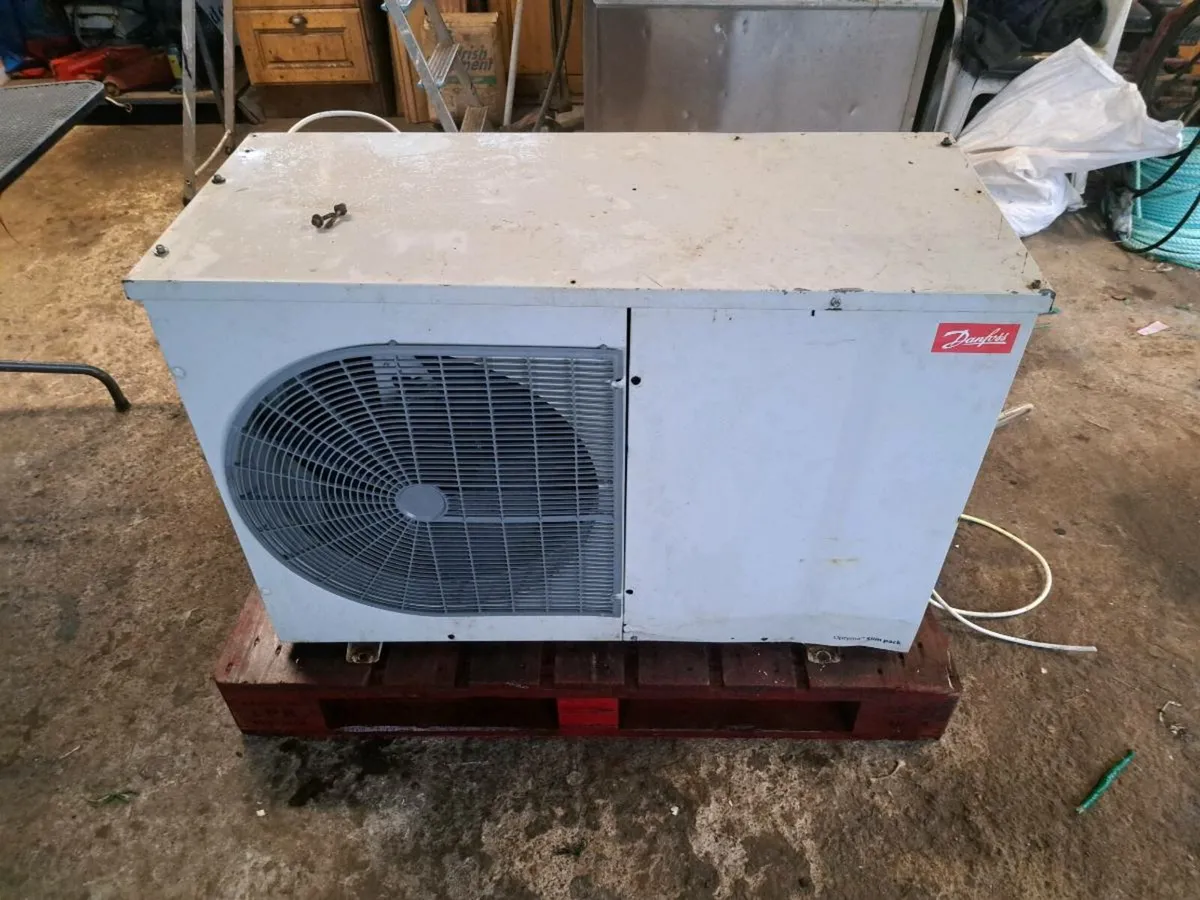 freezer unit - Image 1