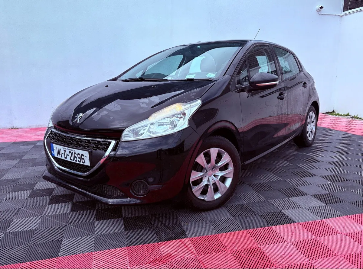 141 Peugeot 208 1.0 petrol new Nct/taxed - Image 1