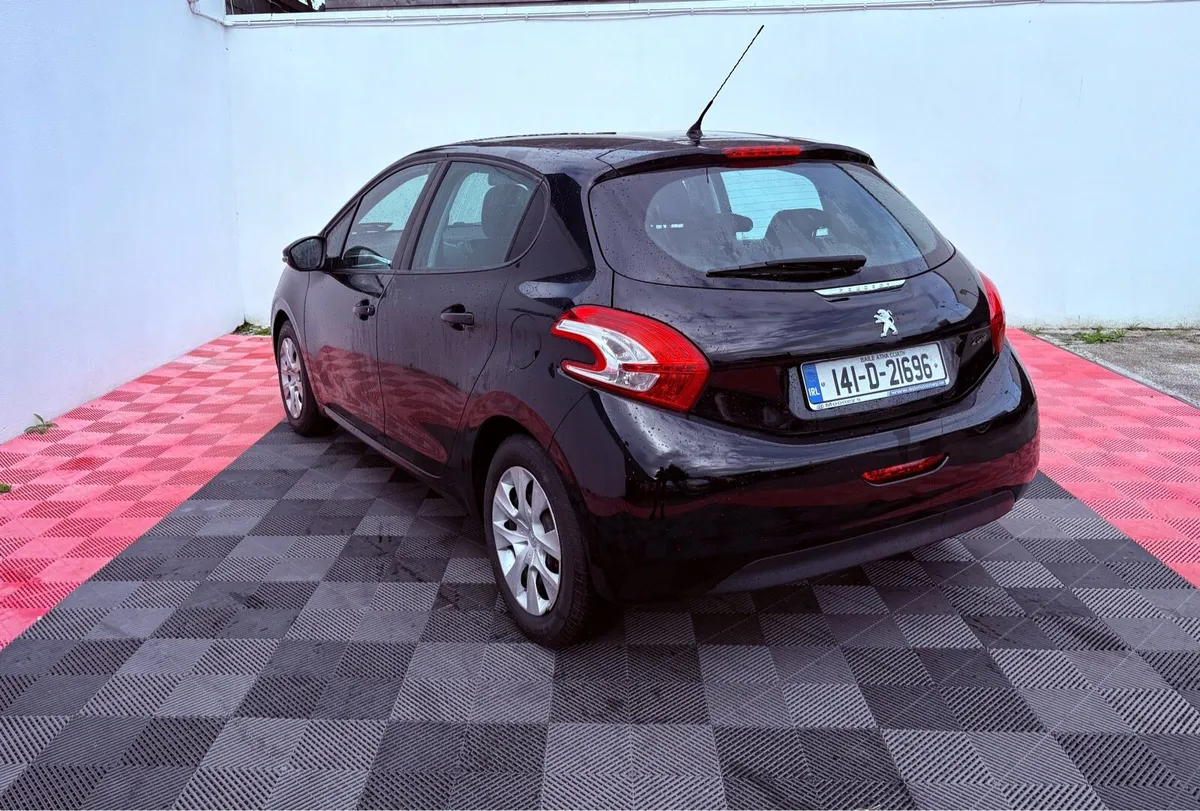141 Peugeot 208 1.0 petrol new Nct/taxed - Image 4