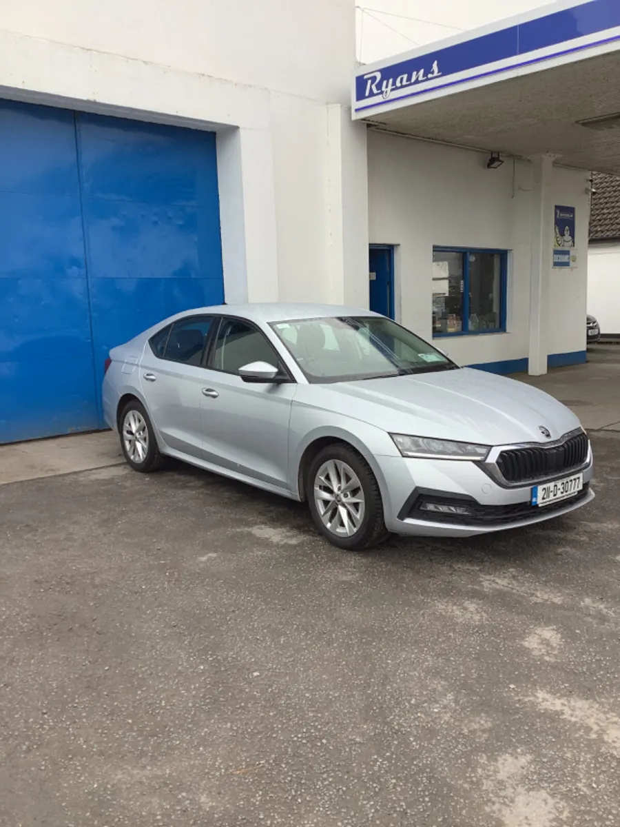 Skoda Octavia 2021 - Image 2