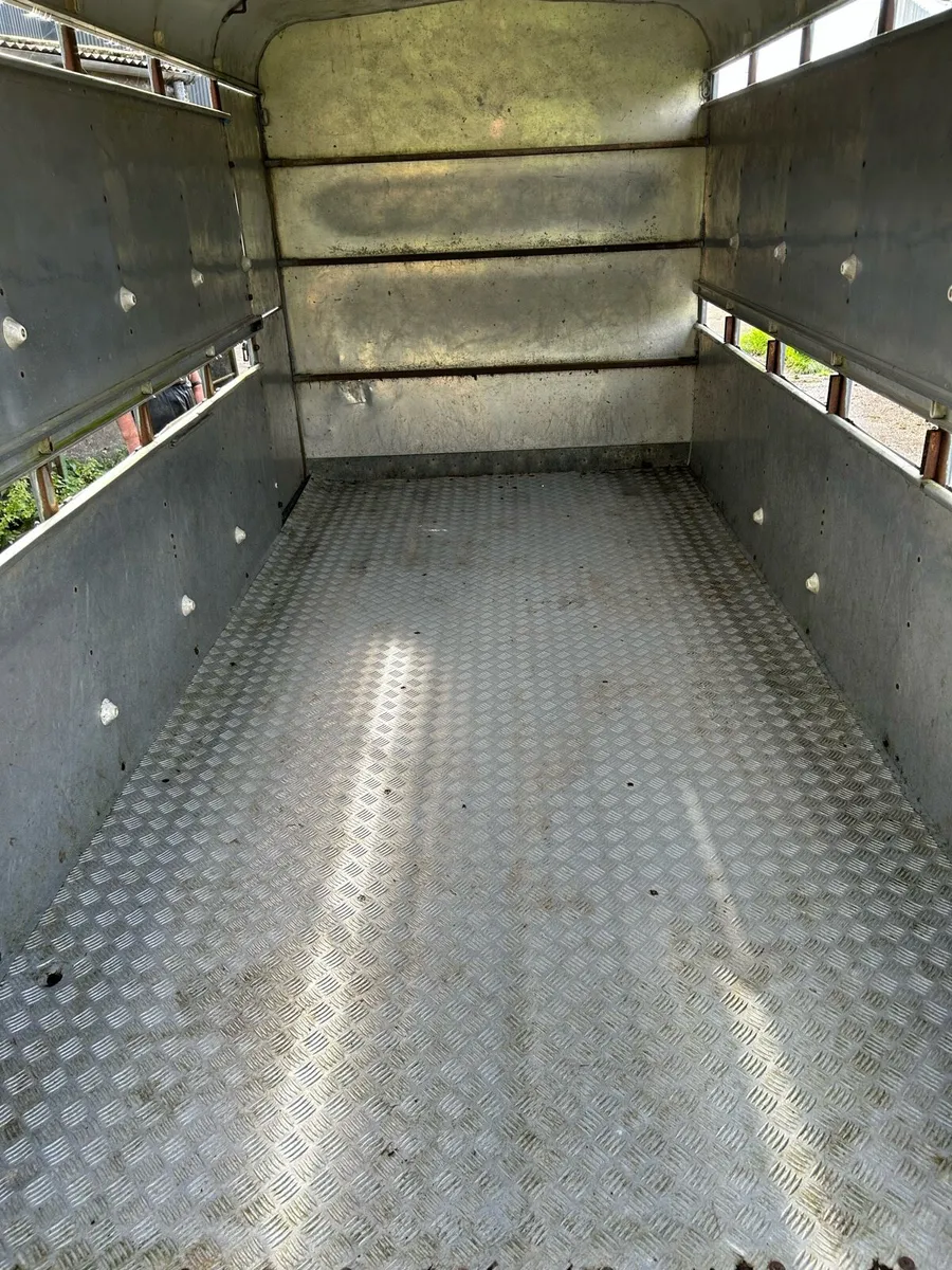 Ifor Williams 12 ft Trailer - Image 3
